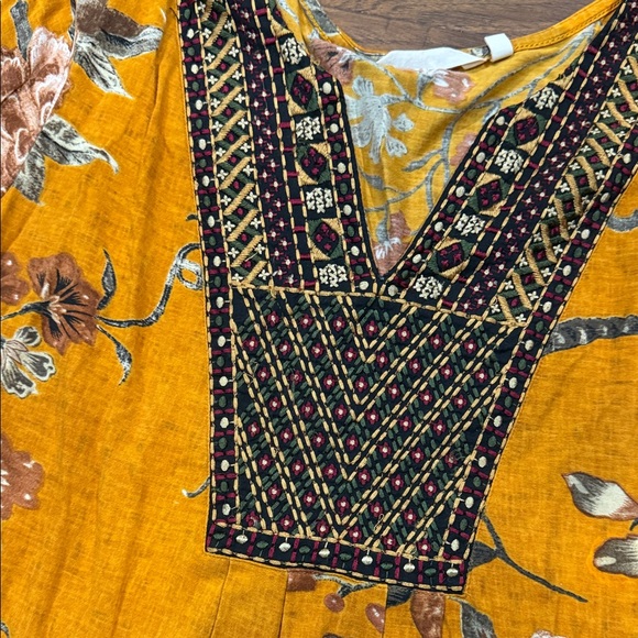 Sundance Mustard Floral Tunic - Etana - Picture 10 of 14